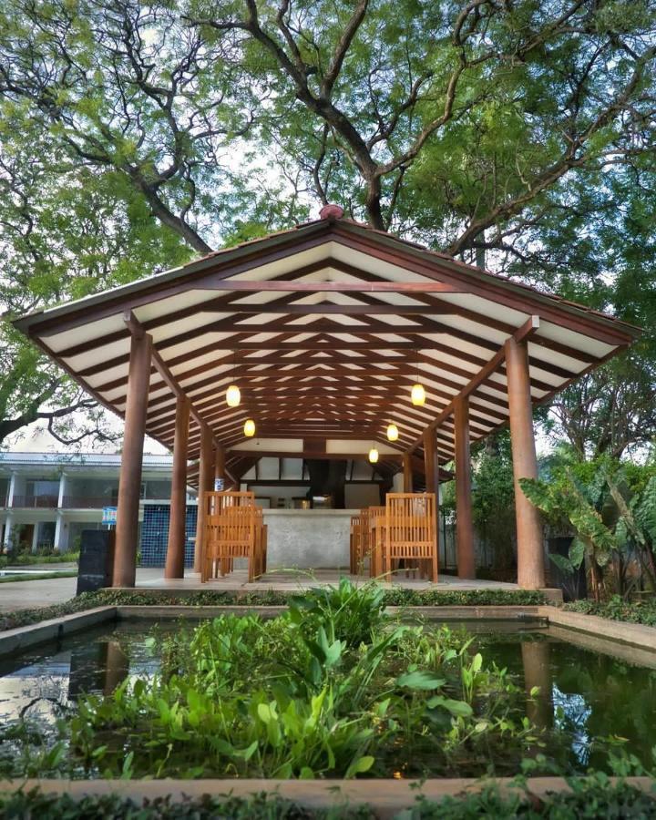 Anantamaa Hotel Trincomalee Exterior photo